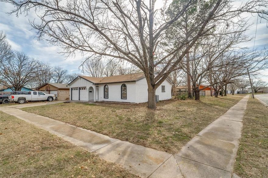 welcome home to 941 Willow Circle, a completely remodeled home on a corner lot in established Burleson. This inviting property offers a functional layout with comfortable living space and natural light throughout. The kitchen and living space flow together and is great for entertaining. The kitchen an both baths have been completely updated. The front and backyard are very large and ready to be made into a great outdoor haven. This home provides the perfect blend of neighborhood charm and city accessibility. A great opportunity to own in a desirable Burleson location. Buyer and buyers agent to verify listing information, including, but not limited to schools and square footage. Must see this charming gem!