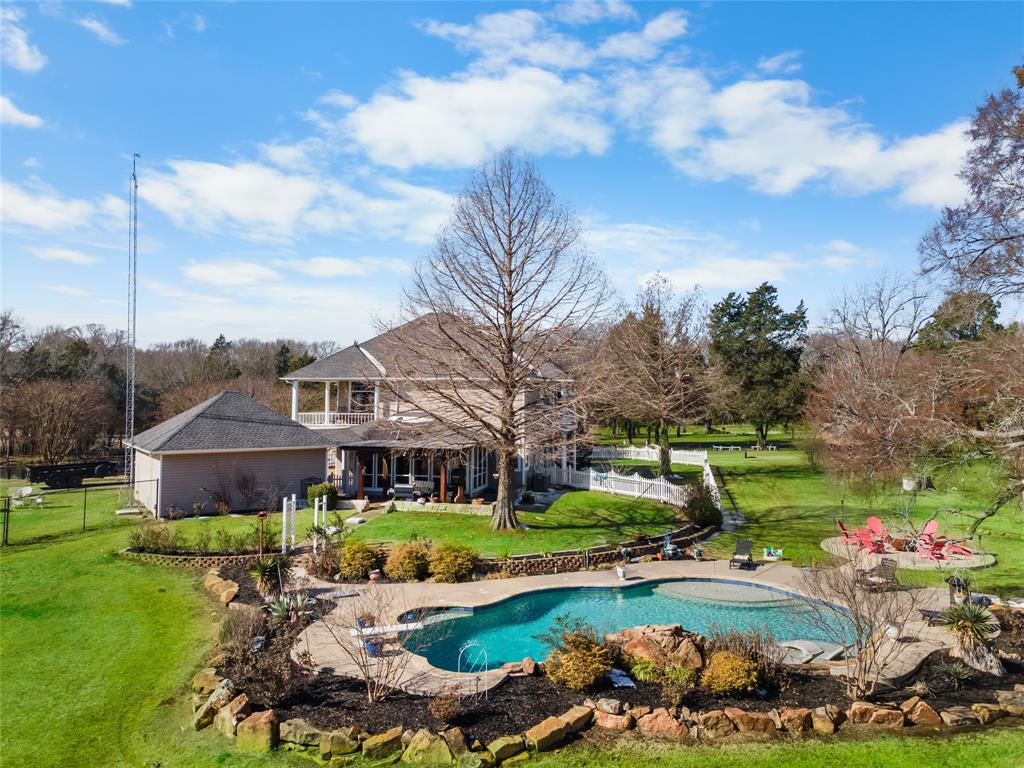 ACRES: 6.902 ABST: 761 SUR: WM SHERMAN - Residential