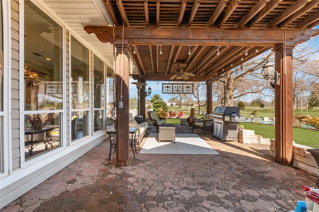 ACRES: 6.902 ABST: 761 SUR: WM SHERMAN - Residential