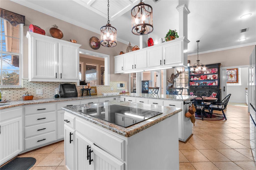 ACRES: 6.902 ABST: 761 SUR: WM SHERMAN - Residential