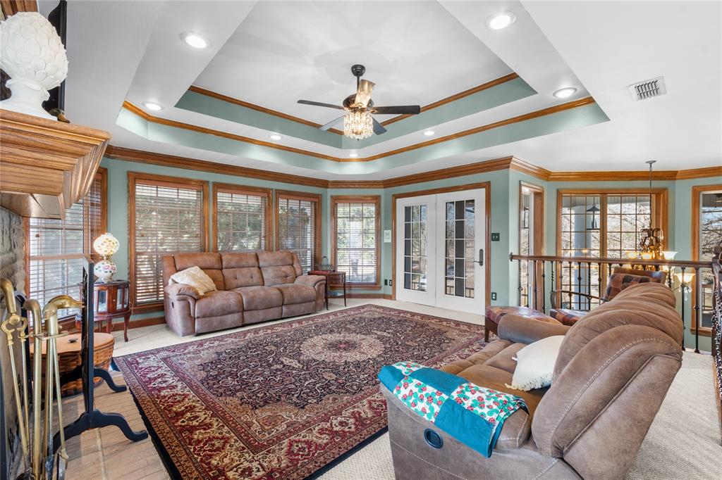 ACRES: 6.902 ABST: 761 SUR: WM SHERMAN - Residential