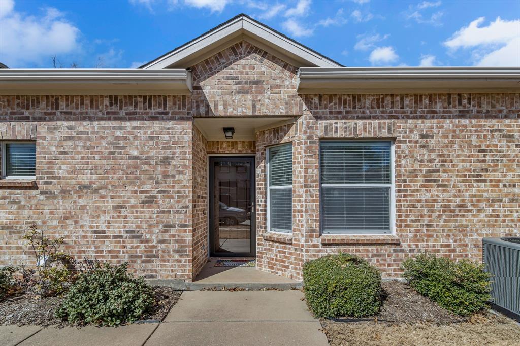 9998 Wake Bridge Drive