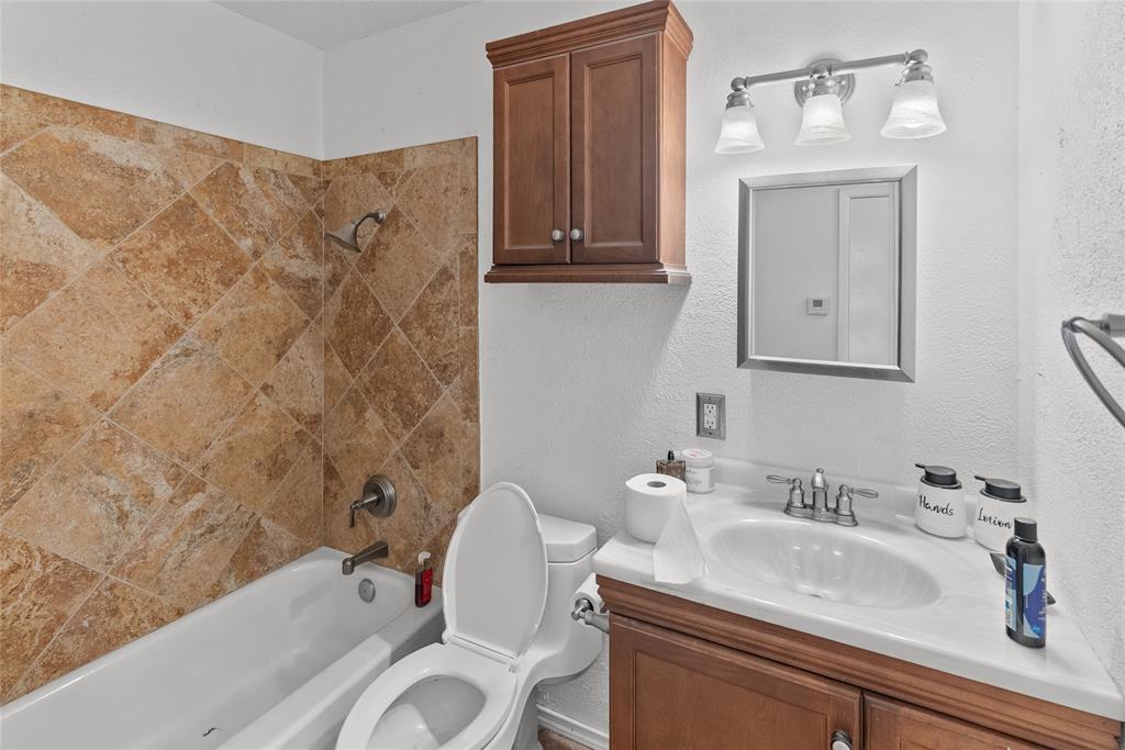 Oak Knoll Add Sec 01 - Residential