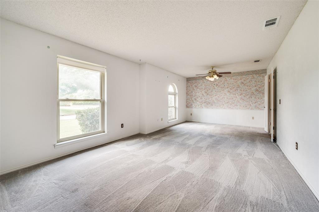 1001 Hillsdale Drive
