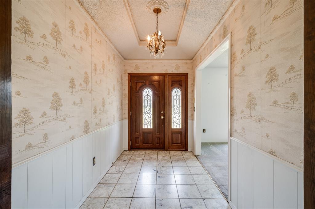 1001 Hillsdale Drive