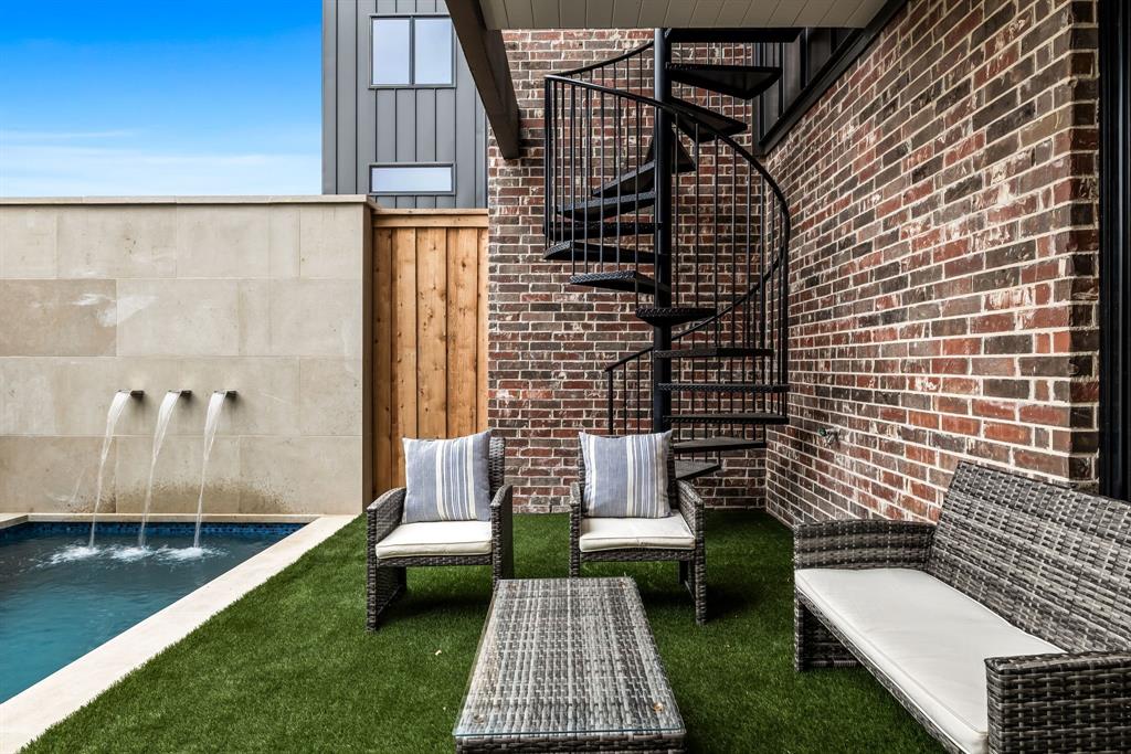 Mecca Place PH 1 - Residential