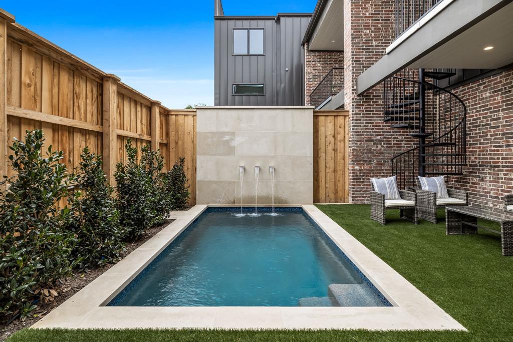 Mecca Place PH 1 - Residential