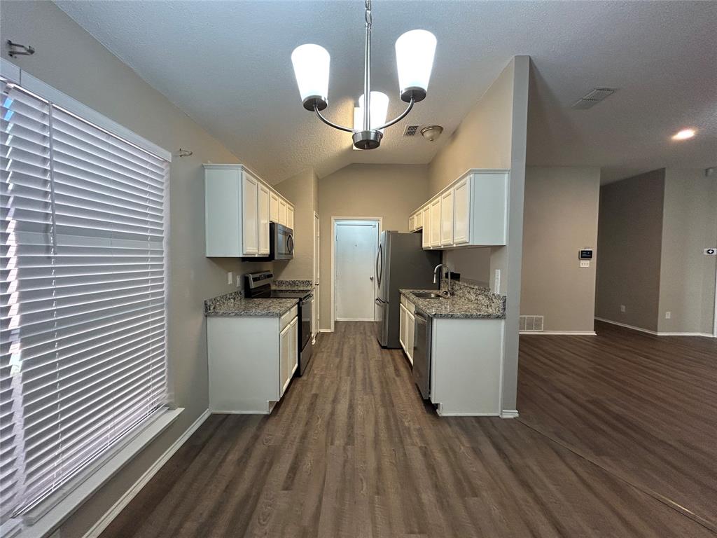 Hunters B E Sub - Residential Lease