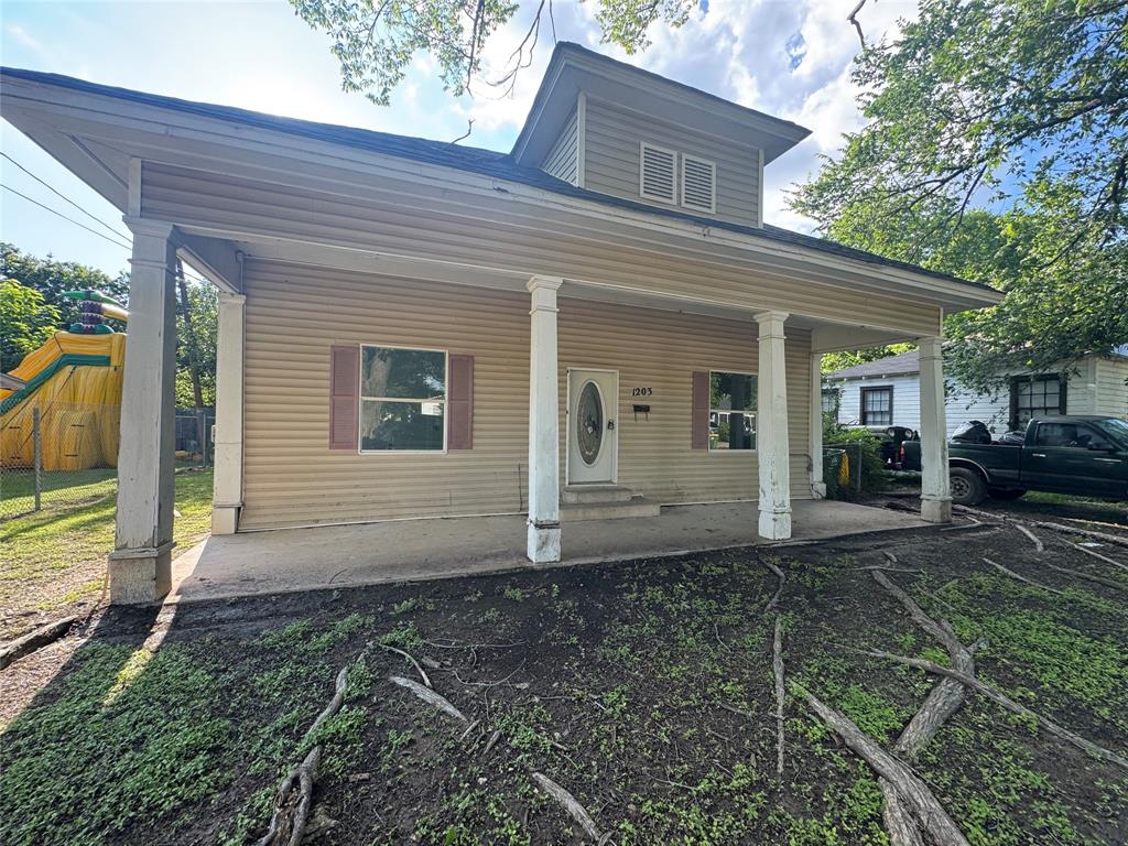 1203 Sewanee Drive