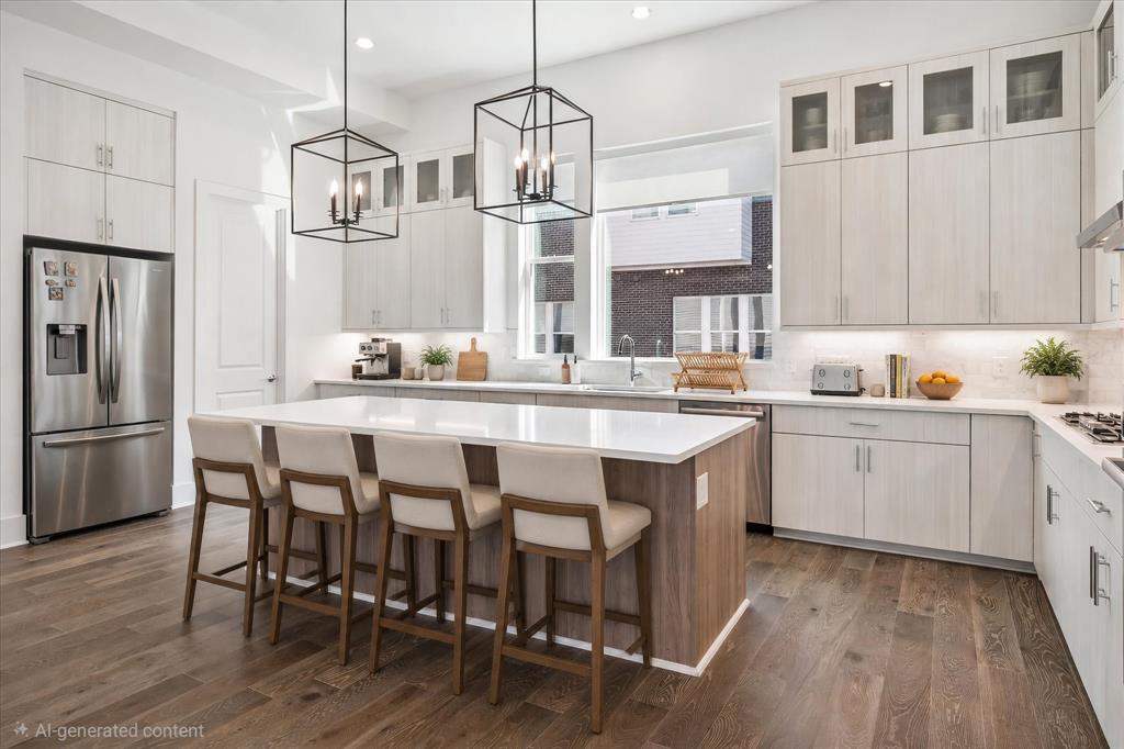 381 E Greenbriar 1402