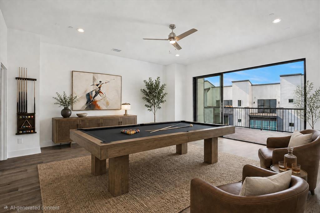 381 E Greenbriar 1402