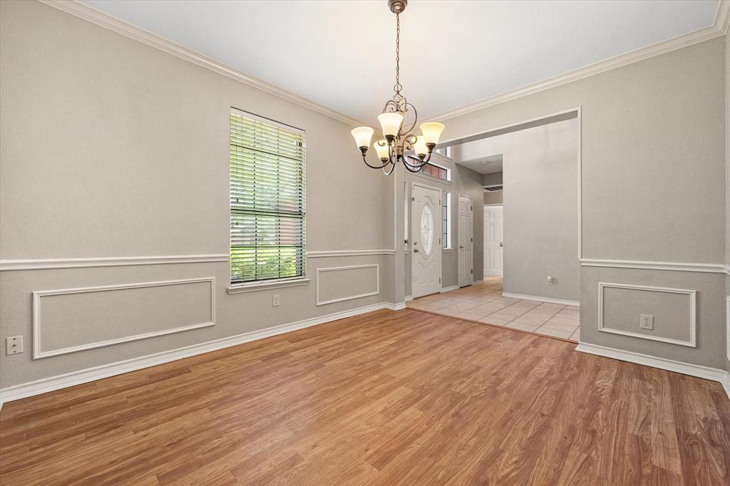 6104 Hedgeapple Court