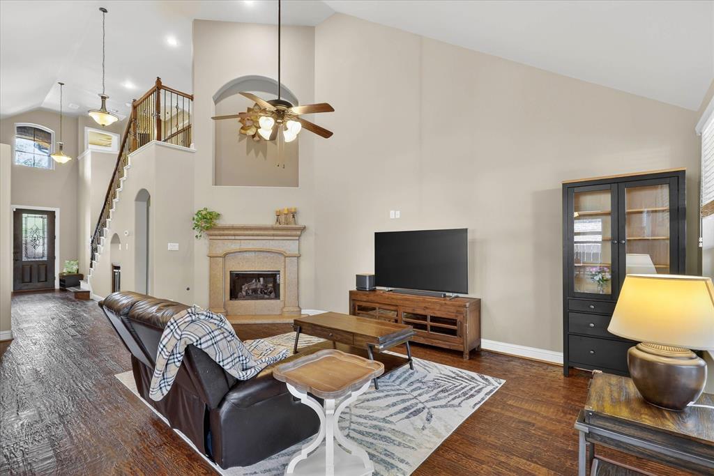 Serene Villas Of Keller - Residential