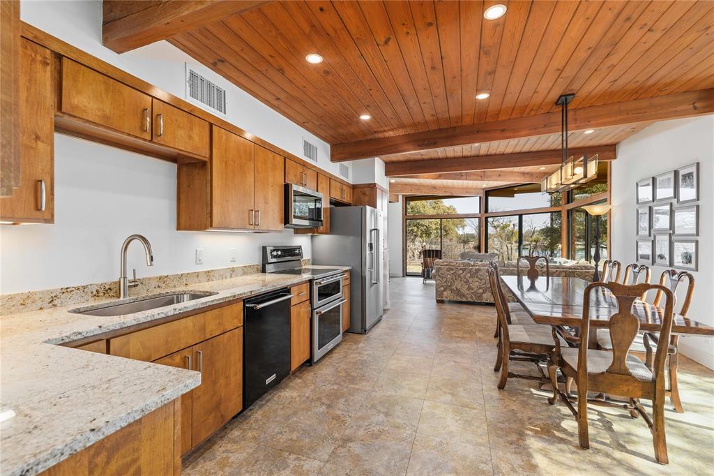 JOSEPH LEWIS, SURVEY PRE, ABSTRACT 1075 - Residential