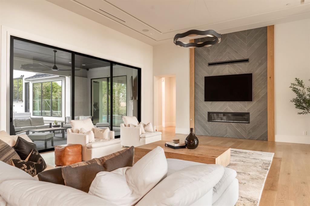 Hawks Wood Ph 2 - Residential