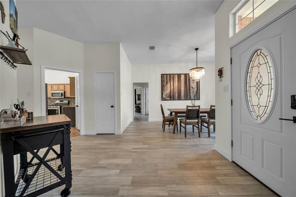 2604 Hackberry Creek