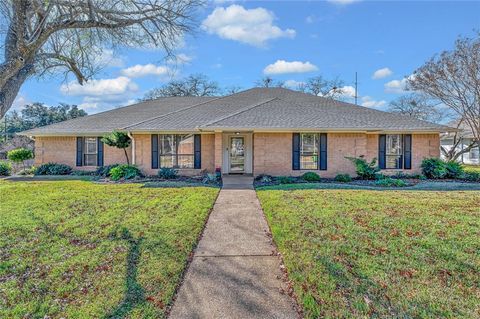 300 Trailview Drive Woodway TX 76712