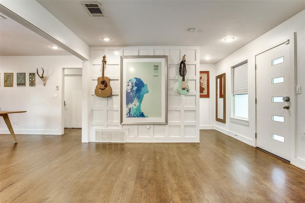 2427 Driftway Drive