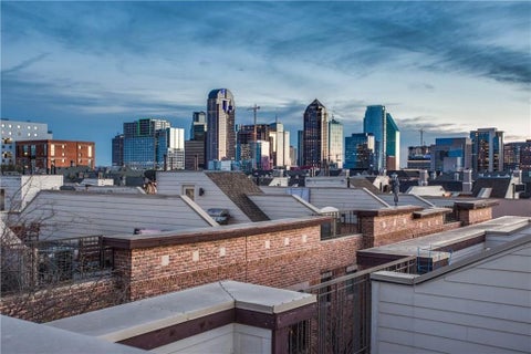 Photo of 2411 N Hall Street #31, Dallas, TX 75204 (MLS # 21408974)
