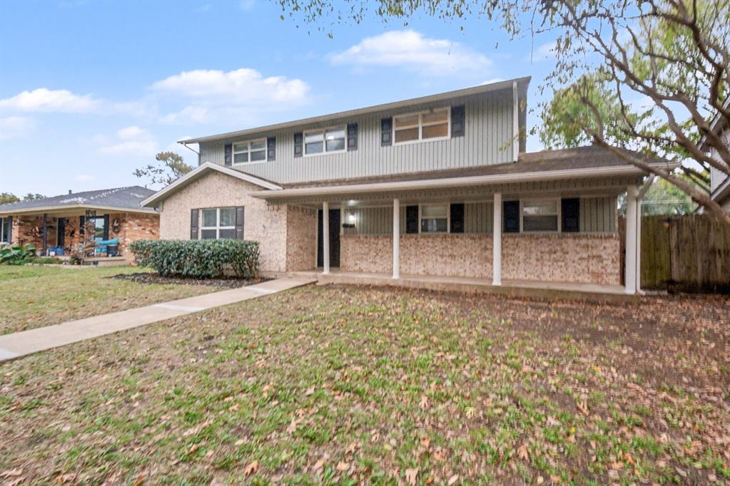 1702 Charleston Drive