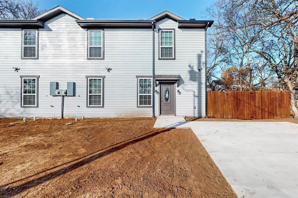 805 & 807 Fletcher Street 2