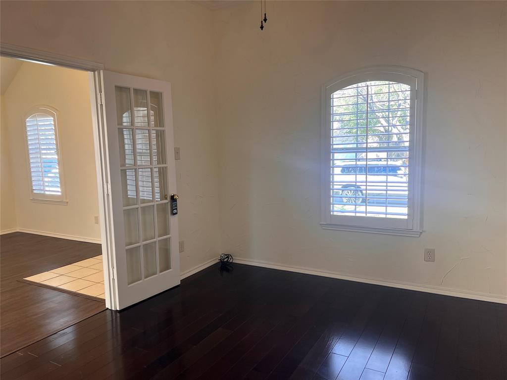 9221 Harrisburg Lane