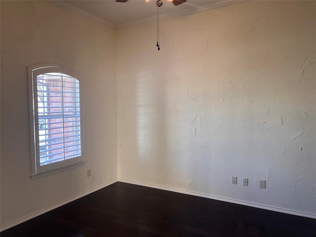 9221 Harrisburg Lane