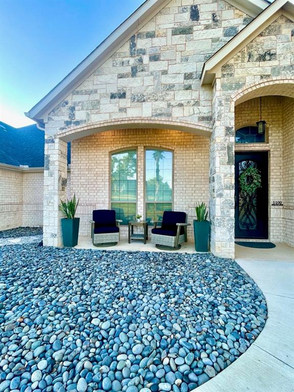 1100 Horizon Trace Drive