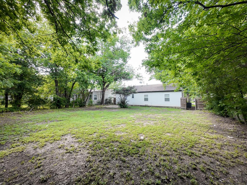 904 Forrestal Drive