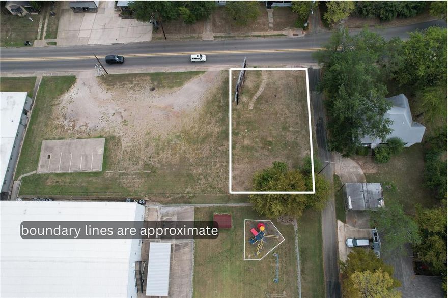 High-traffic commercial lot on Gilmer Street! This .19-acre property at 433 Gilmer Street offers prime visibility along one of Sulphur Springs’ main roads, just .4 miles from the historic downtown square and just over a mile from I-30. Zoned Light Commercial, it’s an excellent site for a new business or investment property.

With a daily traffic count of more than 6,000 vehicles (per TXDOT), the location delivers outstanding exposure and accessibility. A billboard is currently on the property but does not convey with the sale, an easement is in place for its use.

An exceptional opportunity to secure a well located commercial lot near both downtown and I-30 in Sulphur Springs!