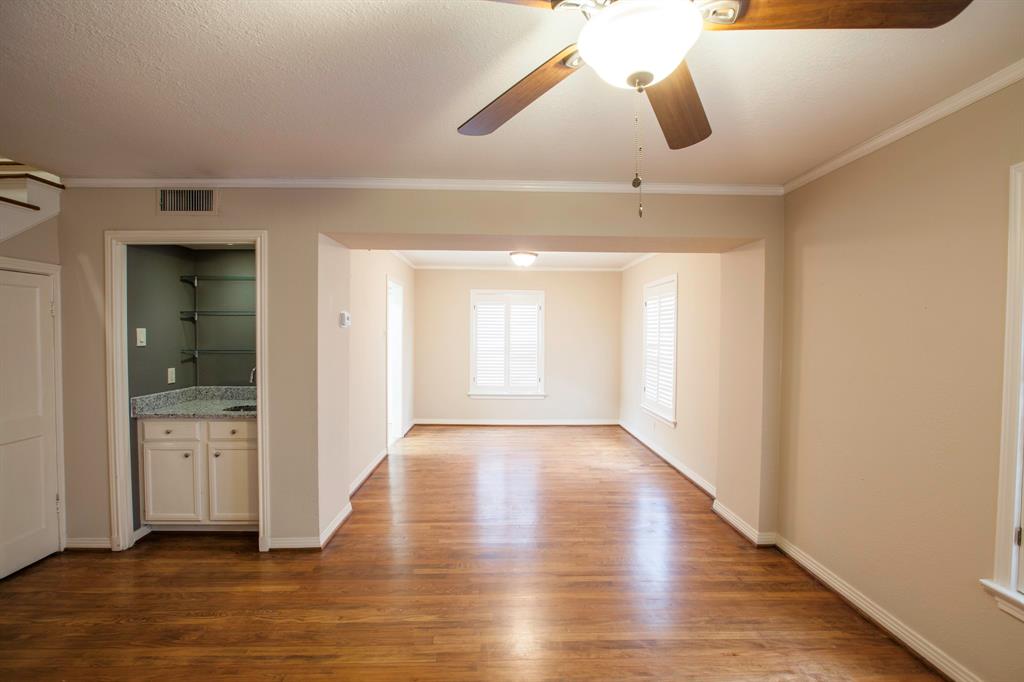 Dallas, Texas 75209, United States, 2 Bedrooms Bedrooms, ,1 BathroomBathrooms,Residential,Active,126827