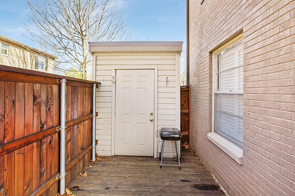 Dallas, Texas 75209, United States, 2 Bedrooms Bedrooms, ,1 BathroomBathrooms,Residential,Active,126827