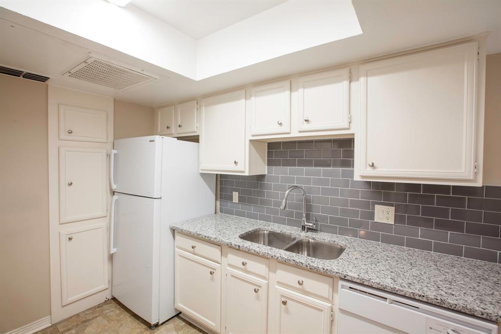 Dallas, Texas 75209, United States, 2 Bedrooms Bedrooms, ,1 BathroomBathrooms,Residential,Active,126827