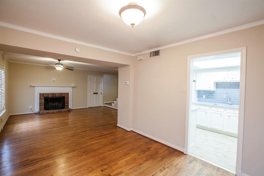 Dallas, Texas 75209, United States, 2 Bedrooms Bedrooms, ,1 BathroomBathrooms,Residential,Active,126827