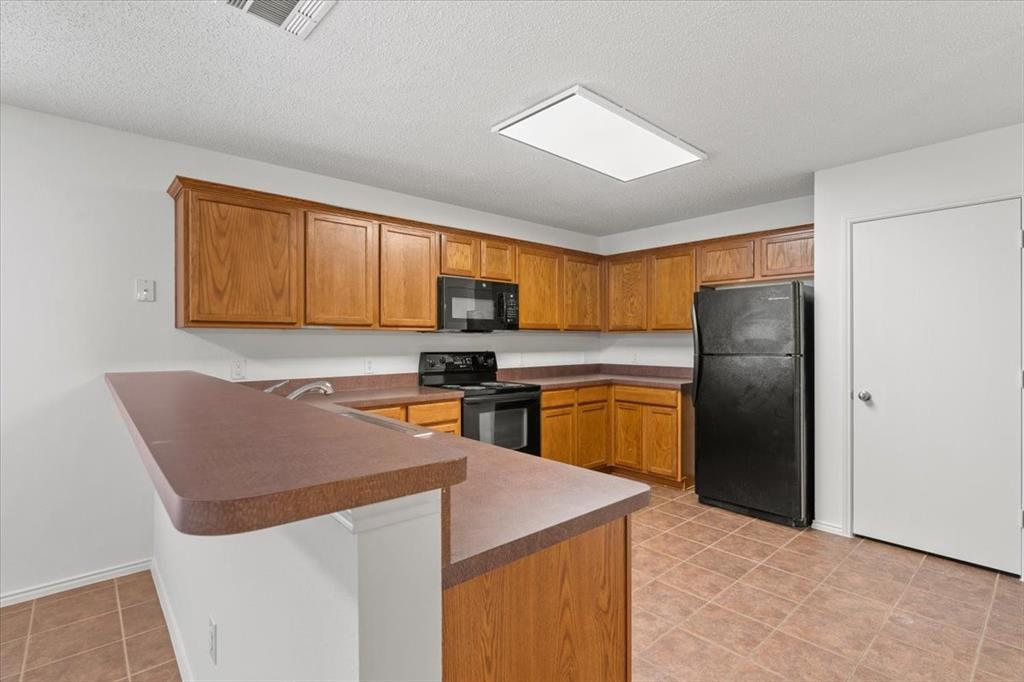 EAGLES NEST AT WESTRIDGE PHASE 1-B - Residential Lease