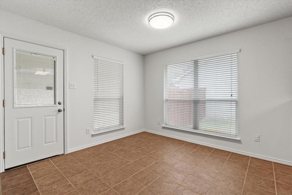 EAGLES NEST AT WESTRIDGE PHASE 1-B - Residential Lease