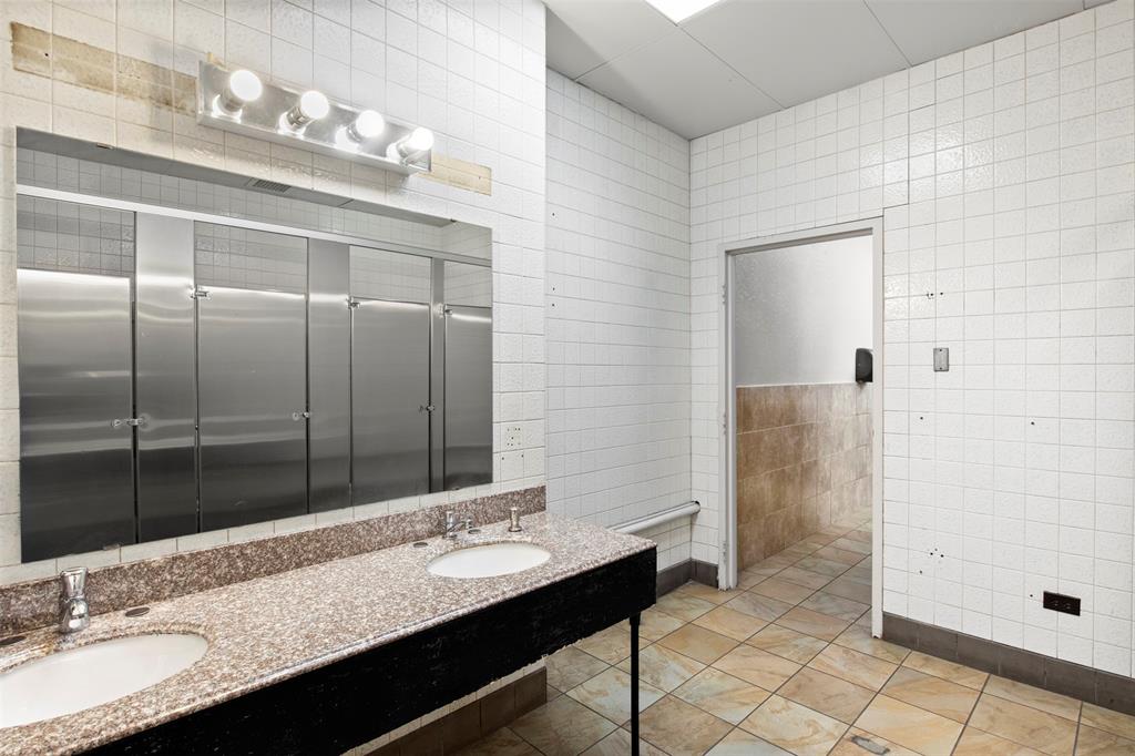 Henslee Joe Add - Commercial Sale