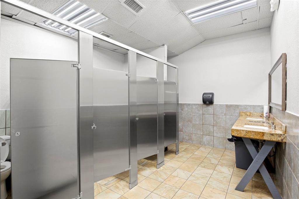 Henslee Joe Add - Commercial Sale