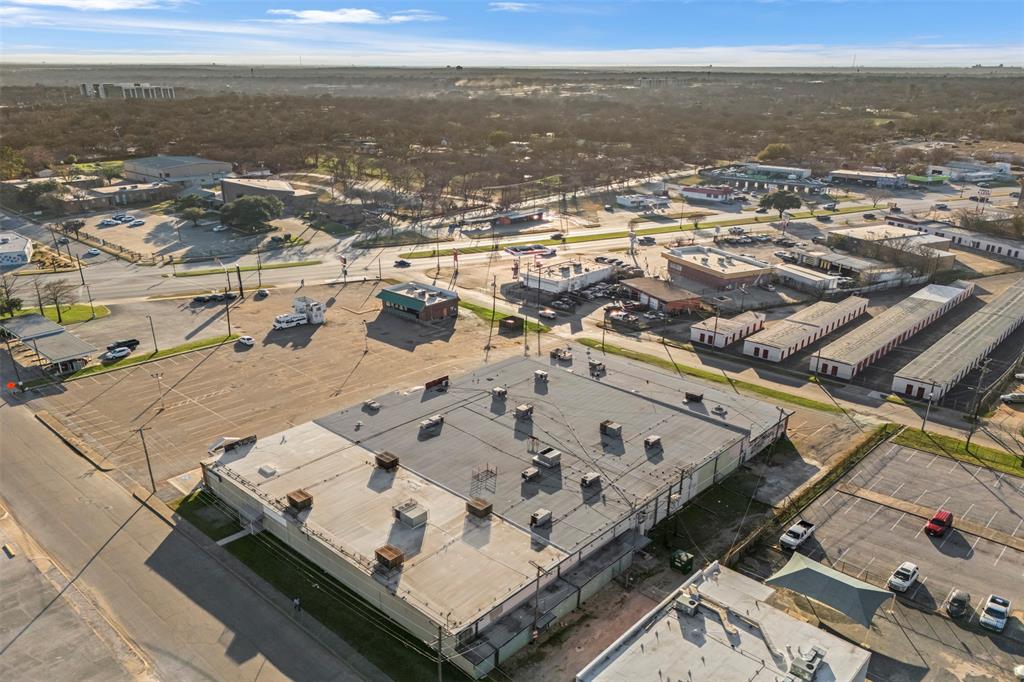 Henslee Joe Add - Commercial Sale