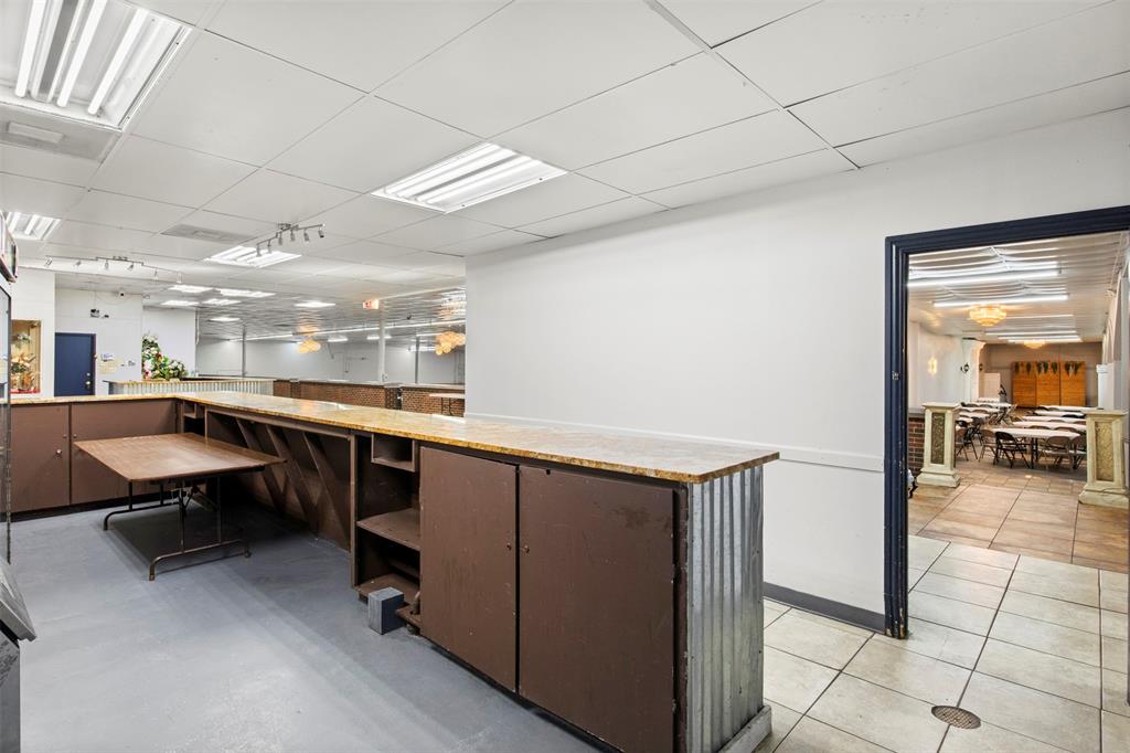 Henslee Joe Add - Commercial Sale