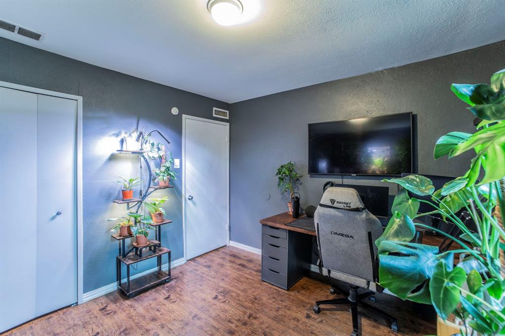 Kenwood Heights 02 - Residential