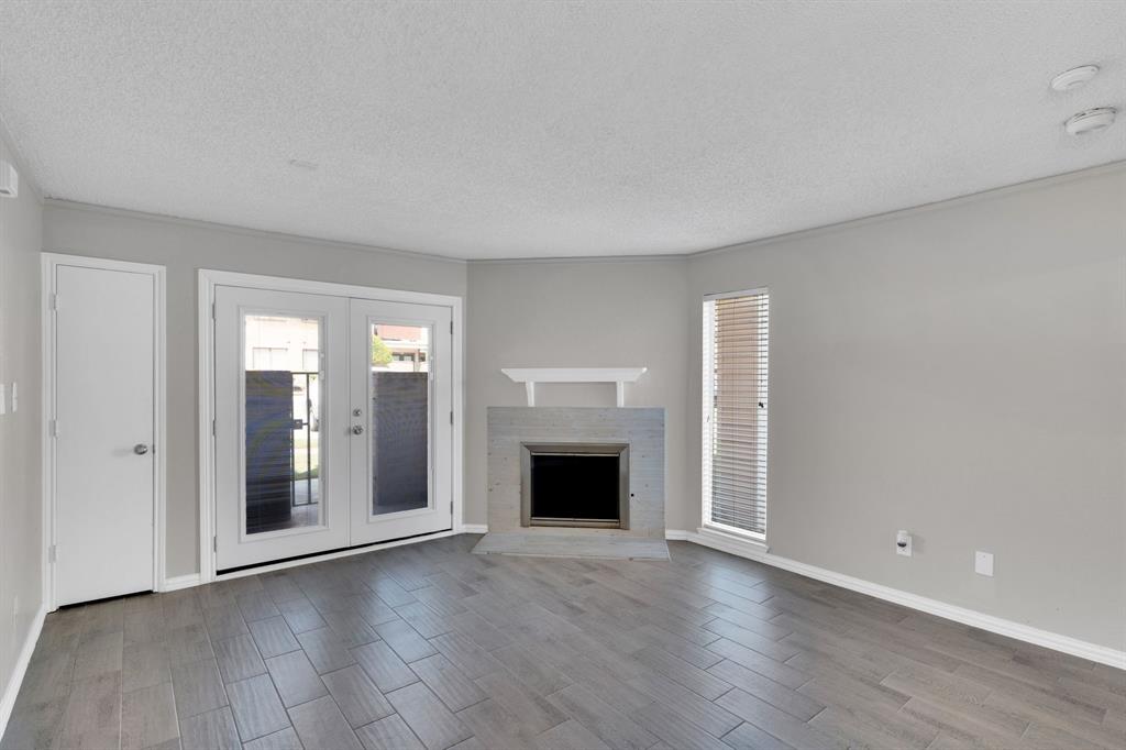 Arlington Oaks Condo - Residential Lease