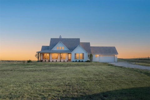 Photo of 10828 Gregory Road, Sanger, TX 76266 (MLS # 21365863)