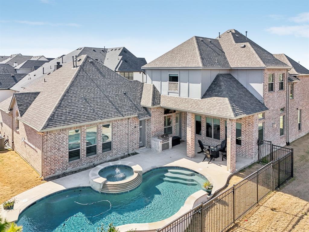 1020 Circle J Trail