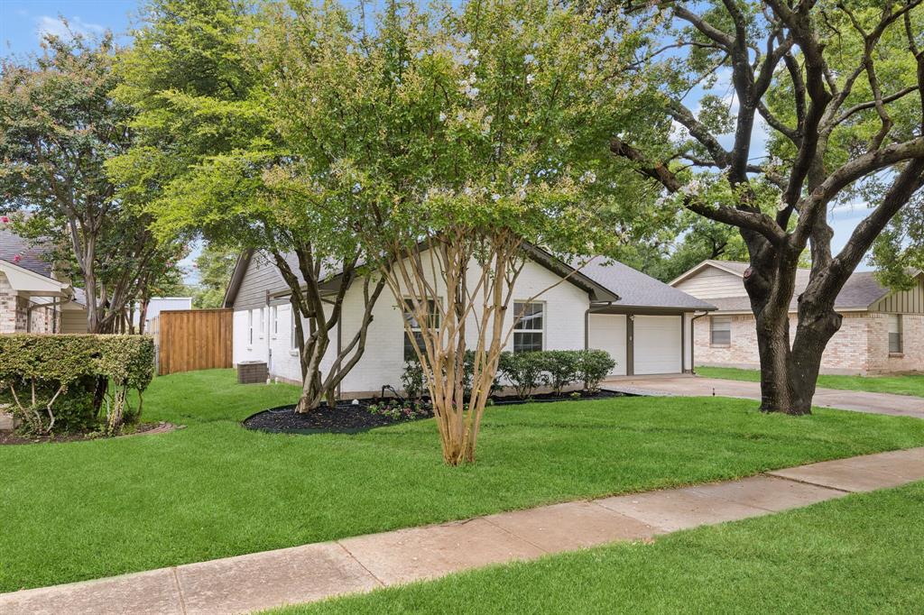 8711 Hackney Lane