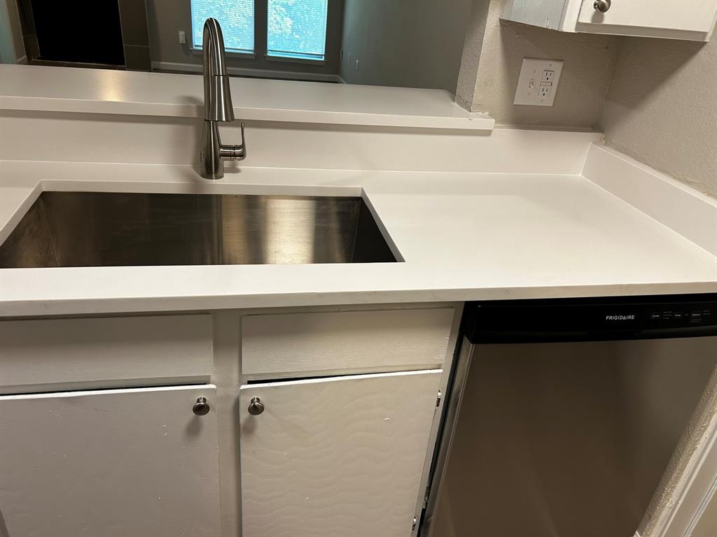 Tealwood On The Creek Condo - Residential Lease