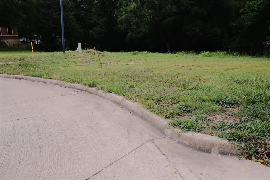 2414 Summer Brook Court