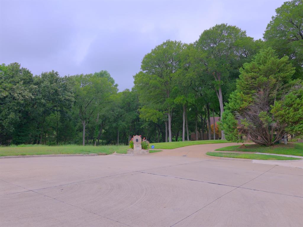 2414 Summer Brook Court