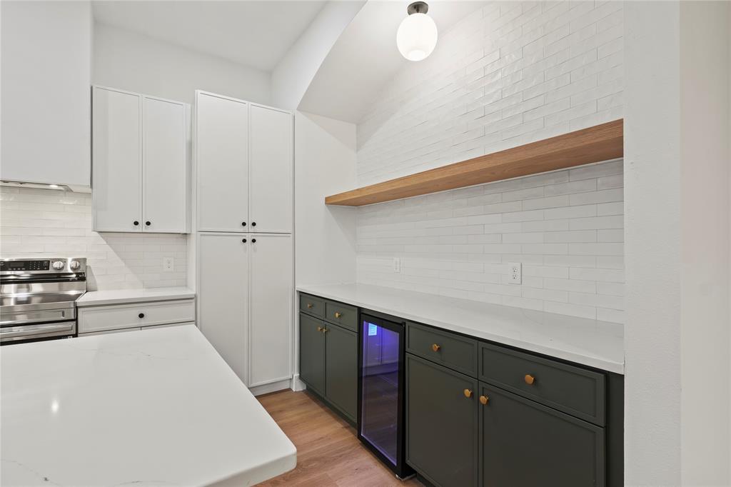 Parks & Freedman Spgs Ave - Residential