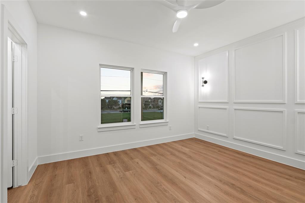 Parks & Freedman Spgs Ave - Residential